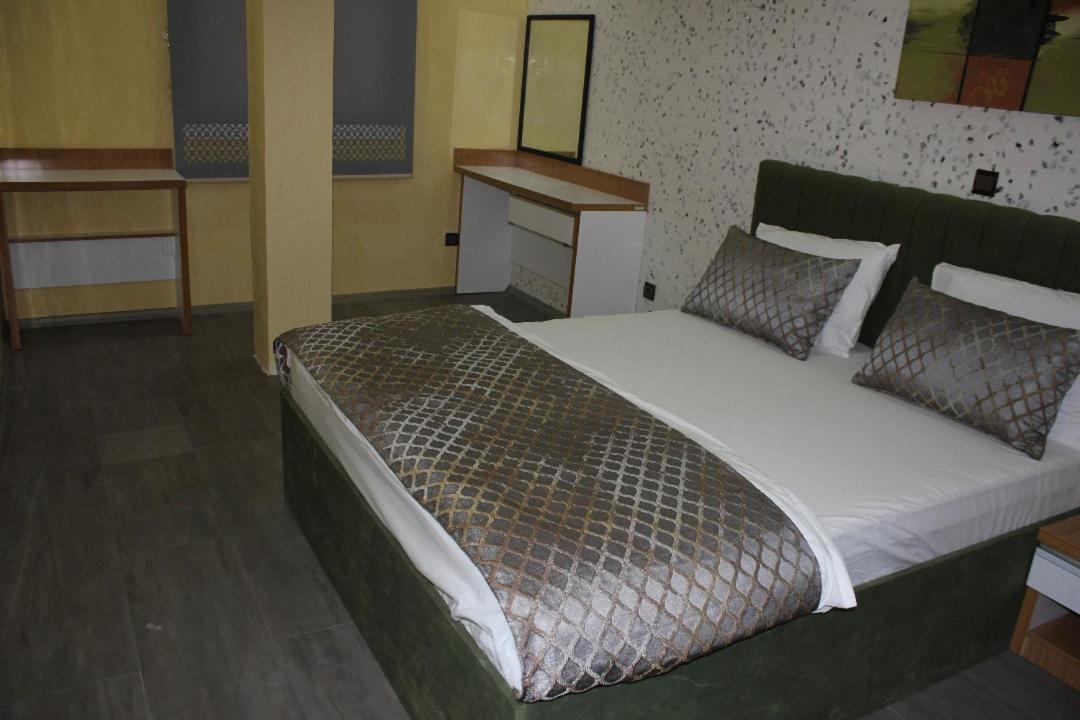 Turkuaz Residence Hotel Istanbul Exterior photo